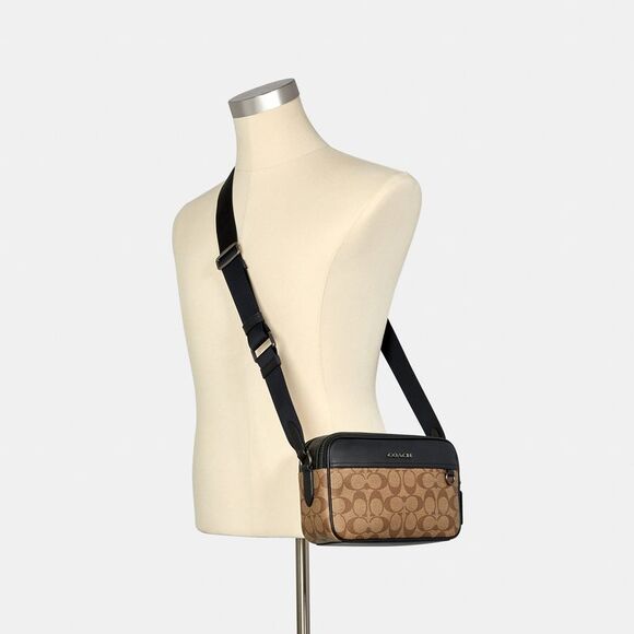 NWT Coach Outlet Graham Crossbody Bag In Signature Canvas - Picture 3 of 4